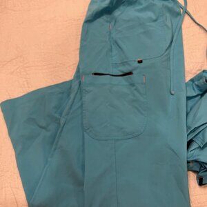 Scrubstar teal medical nurse/doctor scrubs size medium